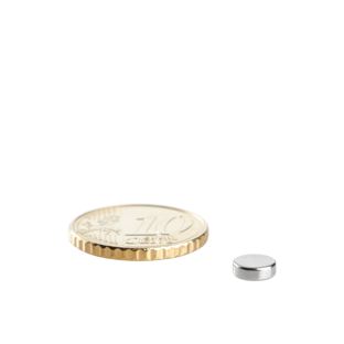 Magnesy neodymowe, krążki 6 mm x 2 mm | N35, osiowa (równoległe do wysokości)