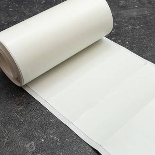 Paski taśmy samoprzylepnej PET na rolce, nacięte, klej bardzo mocny/bardzo mocny 40 x 110 mm  | pakowane po 100 sztuk 