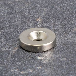 Krążki magnetyczne neodymowe z otworem pod wkręt 18 mm