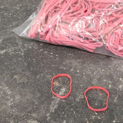 Gumki recepturki, kolor czerwony 3 mm | 25 mm