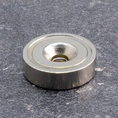 Magnes krążkowy z otworem pod śrubę 25 mm | 19 kg | null